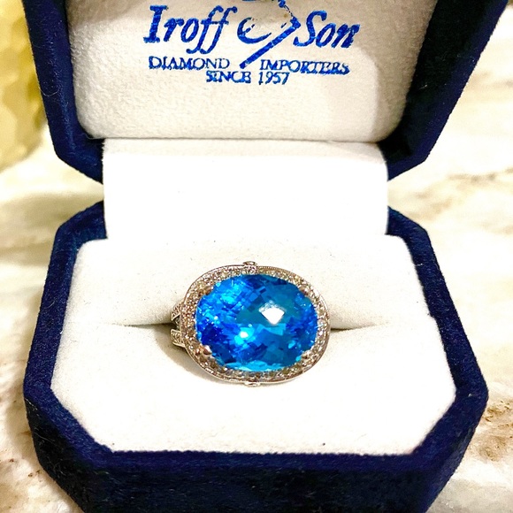 Blue Topaz and diamond right hand ring - Picture 1 of 5